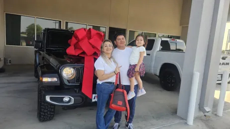 Congratulations to The Garcia family on purchasing a 2025 Jeep Gladiator
